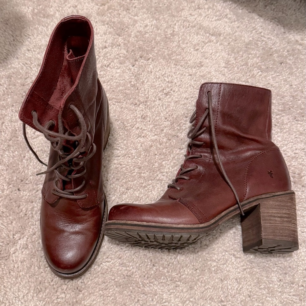 Frye Lace Up Karen Combat Boots - Picture 5 of 10